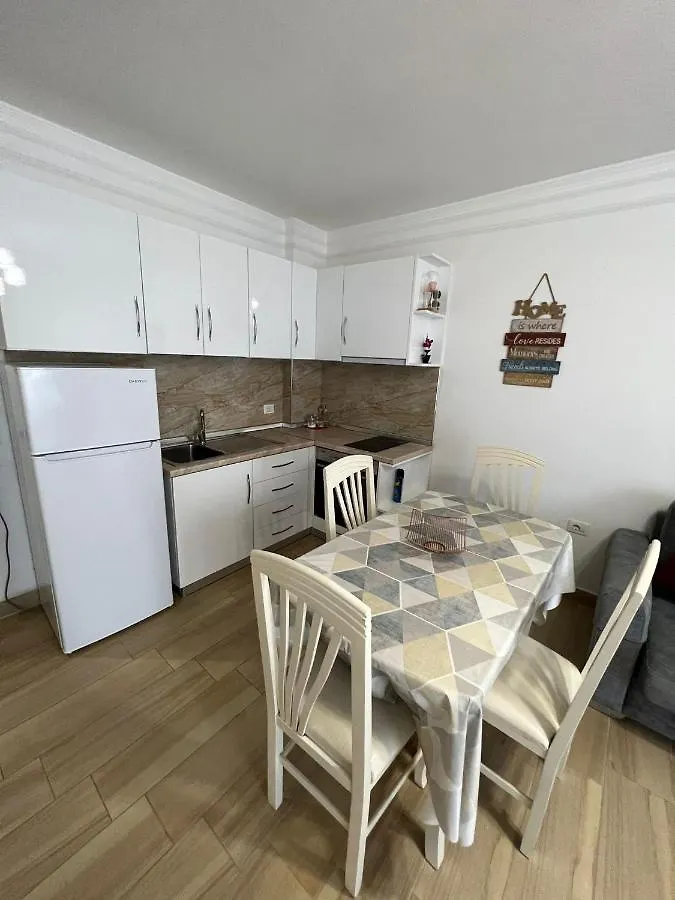 Soleil Summer Apartments Golem